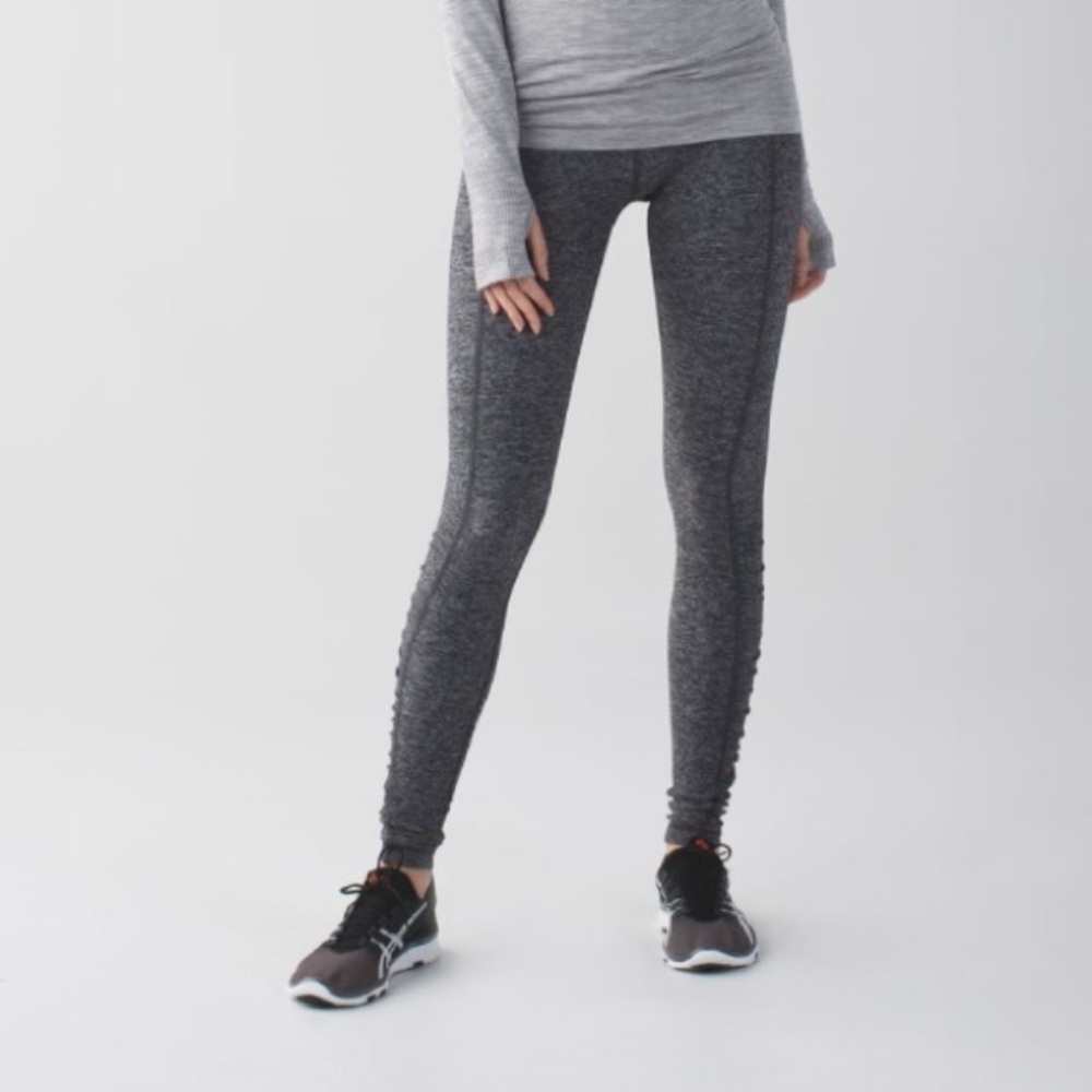 Lululemon Run Turn Around Tight Ruched Heathered Black Size 6